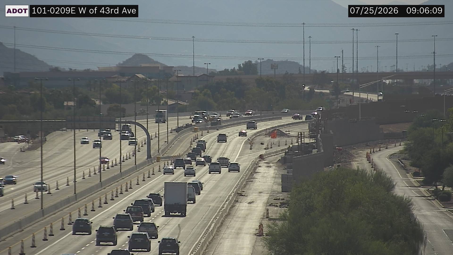 Live AZ511 كاميرا مرور: SR-143 NB 0.50 @University Dr