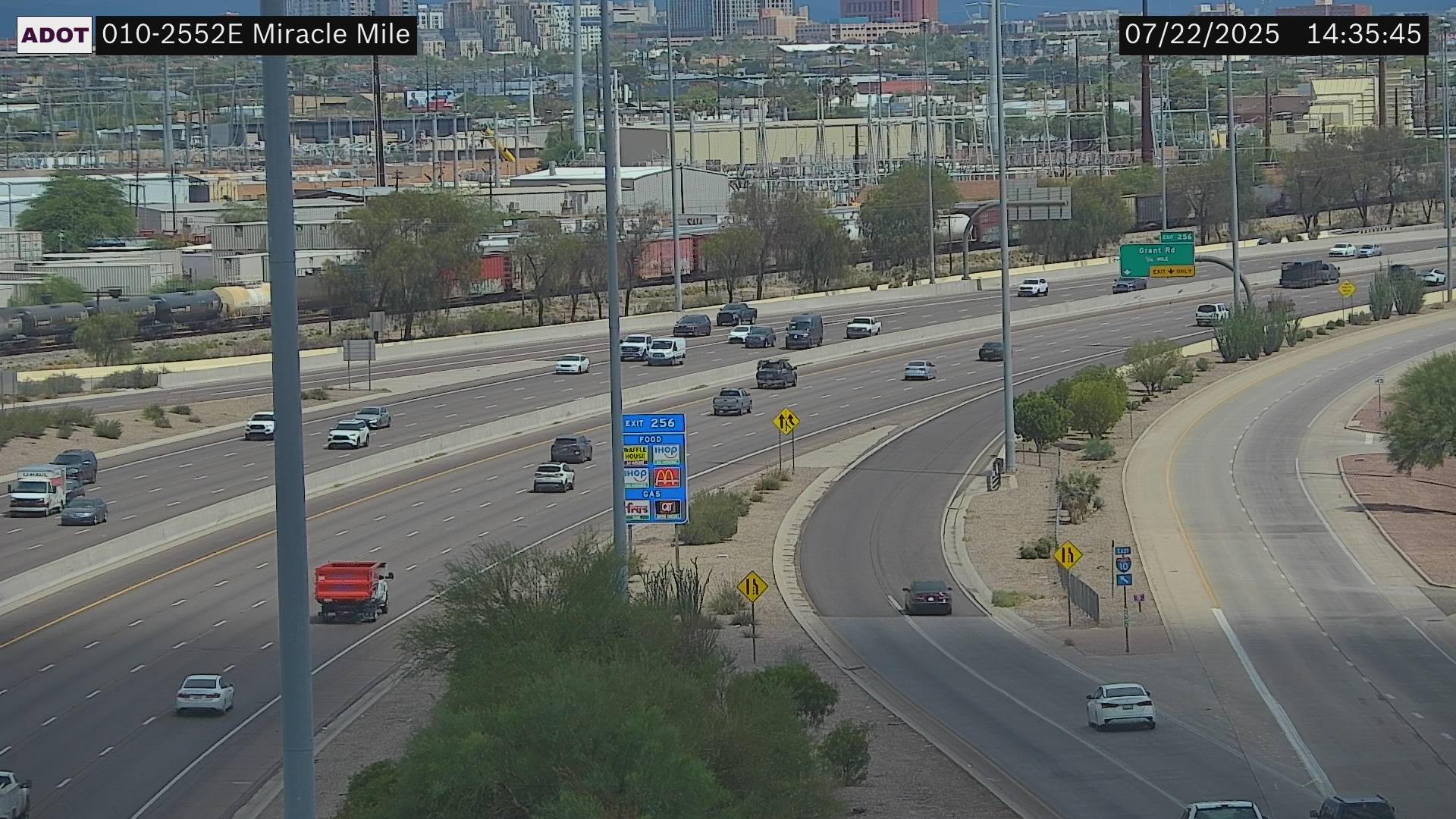 Traffic Cam I-10 EB 255.20 @Miracle Mile