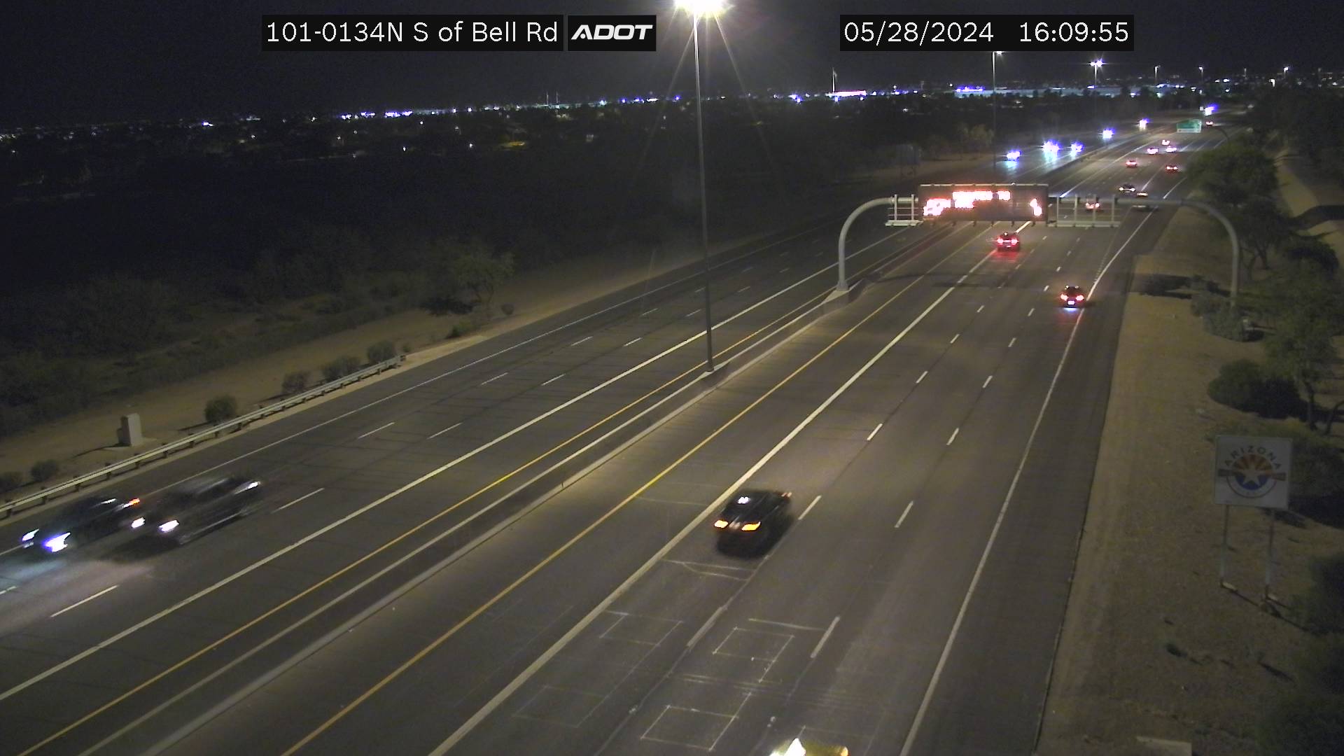 Traffic Cam L-101 NB 13.49 @S of Bell Rd -  Northbound