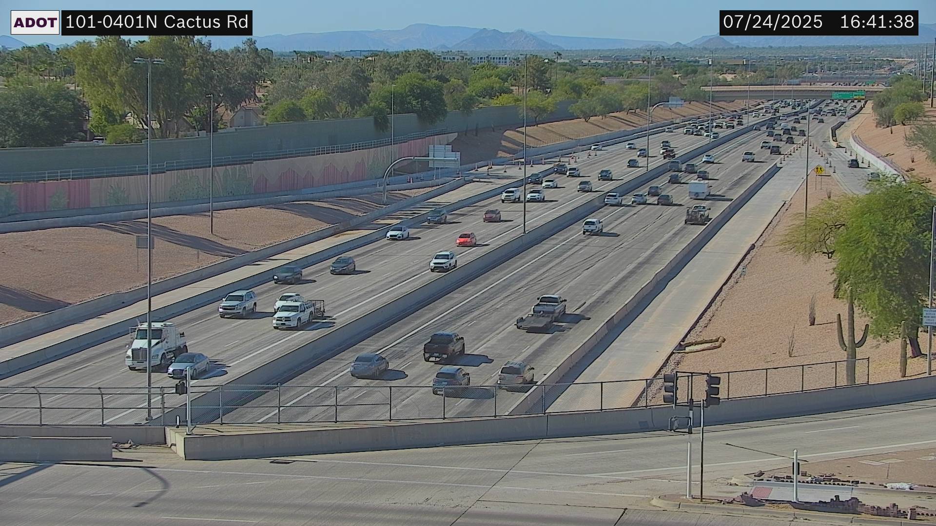 Traffic Cam L-101 NB 40.11 @Cactus -  Northbound