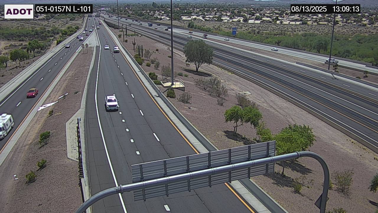 Traffic Cam SR-51 NB 15.76 @SR 51/L101 Overpass