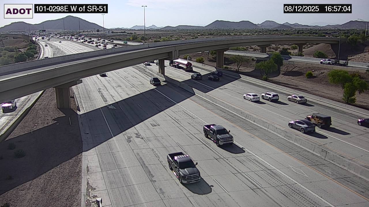 Traffic Cam L-101 EB 29.81 @W of SR 51