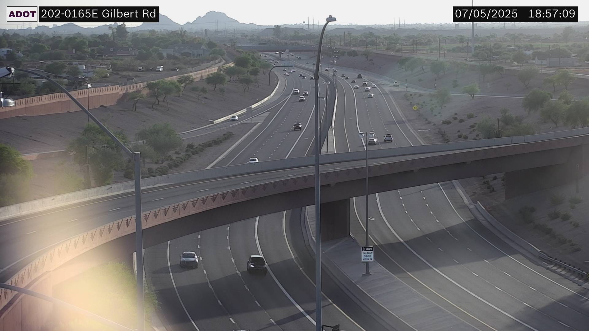 Traffic Cam L-202 EB 16.58 @Gilbert Rd -  Eastbound