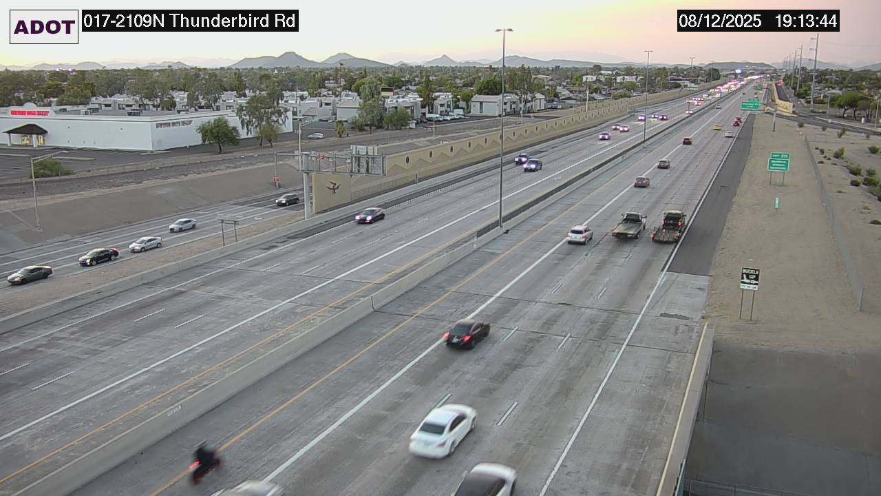 Traffic Cam I-17 NB 210.92 @Thunderbird -  Northbound