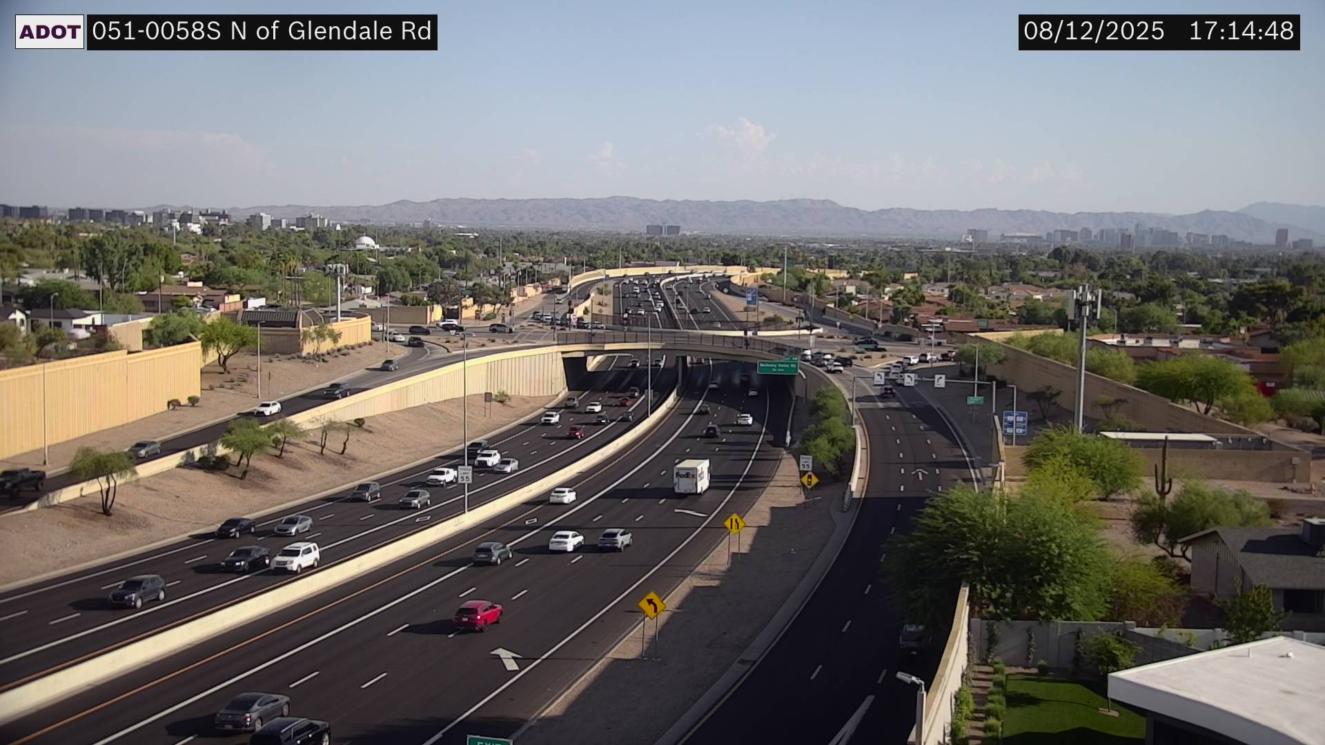 Traffic Cam SR-51 SB 5.82 @N of Glendale