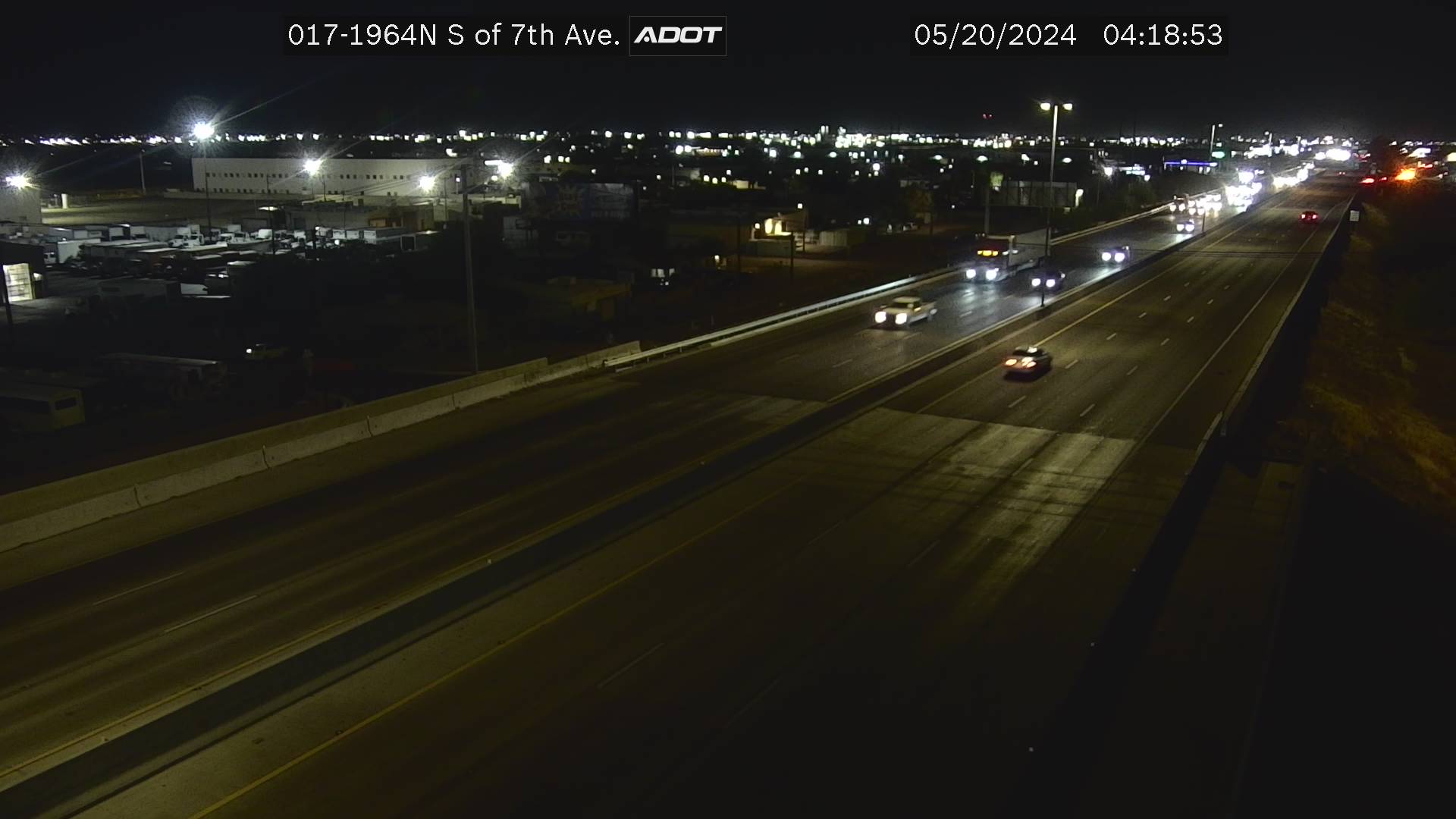 Traffic Cam I-17 SB 196.41 @S of 7th Ave -  Southbound
