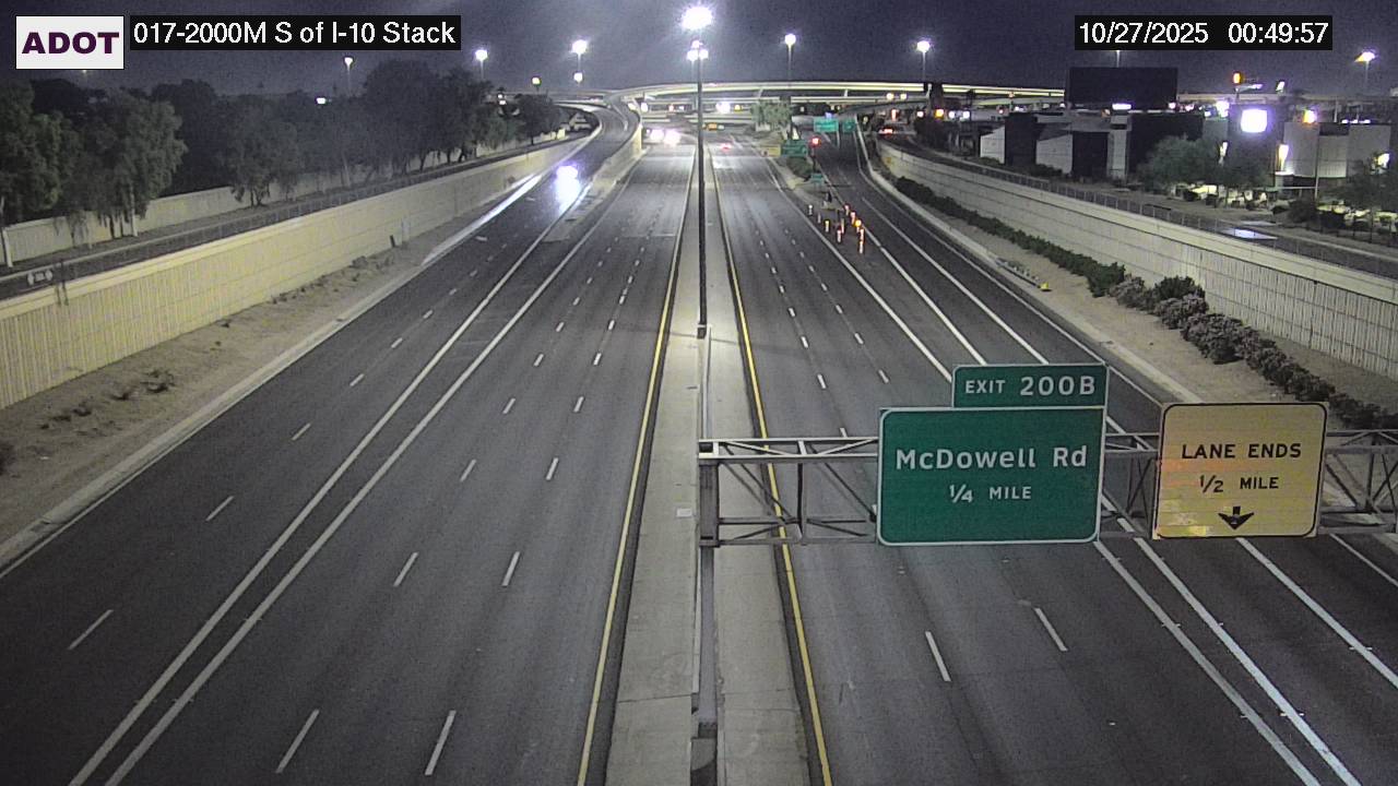 Traffic Cam I-17 M 200.08 @Van Buren     