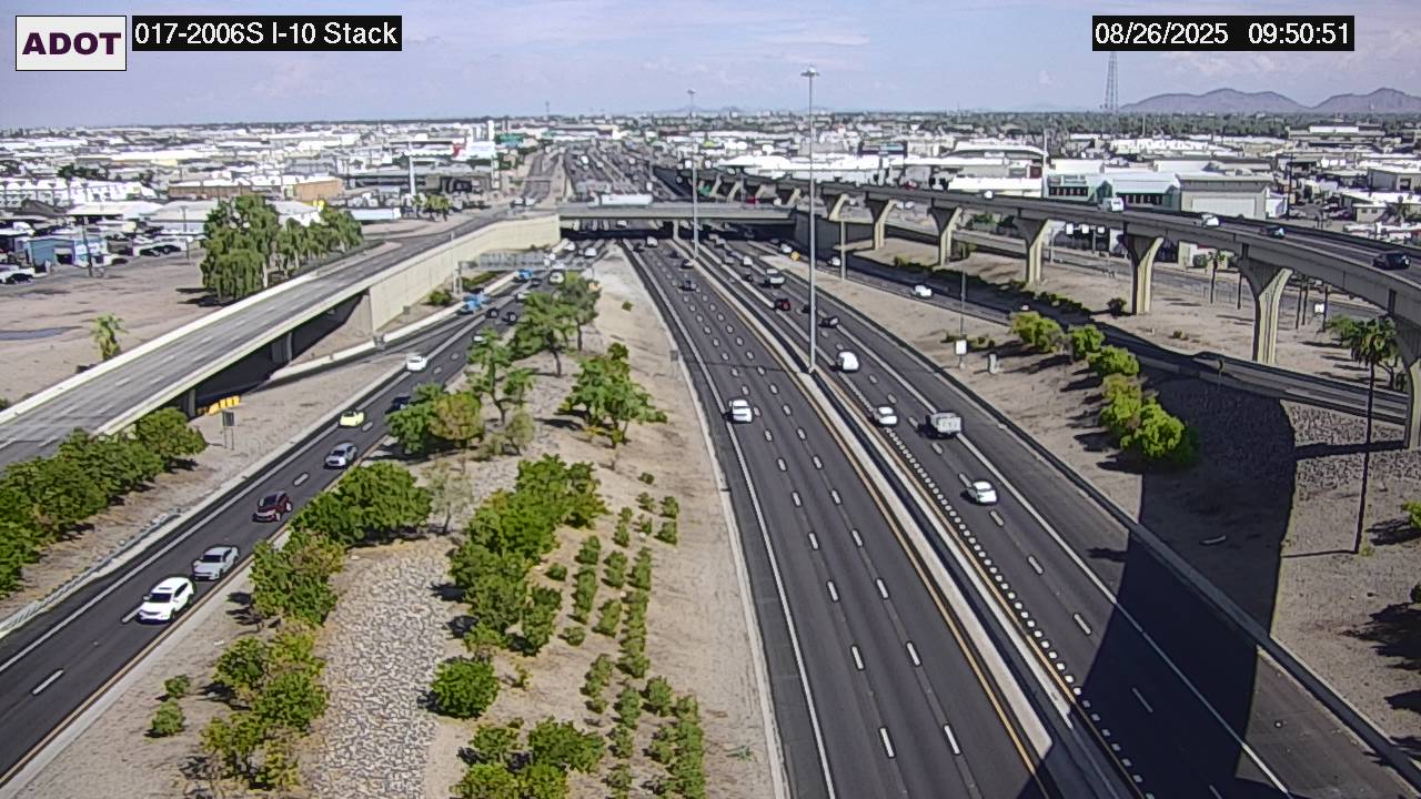 Traffic Cam I-17 SB 200.65 @I-10 Stack