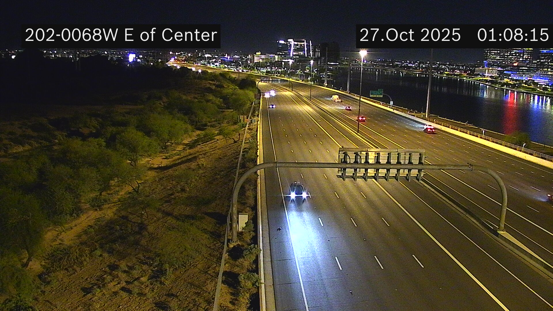 Traffic Cam L-202 WB 6.87 @E of Center