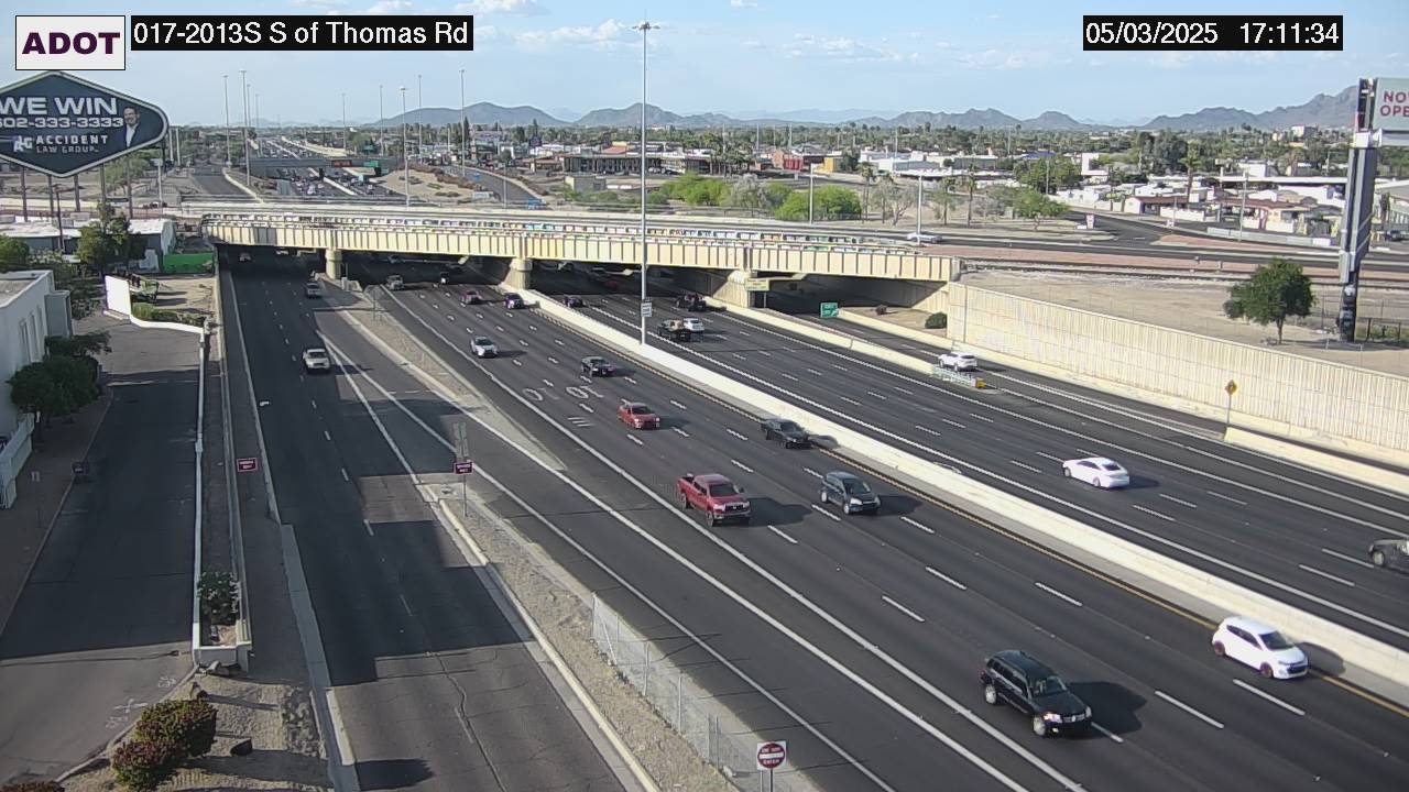 Traffic Cam I-17 SB 201.39 @S of Thomas