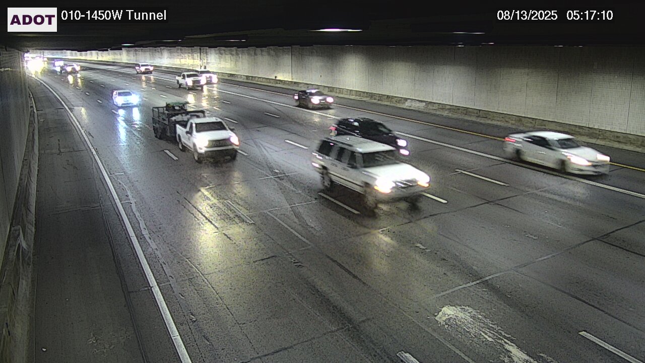 Traffic Cam I-10 WB 145.08 @Tunnel