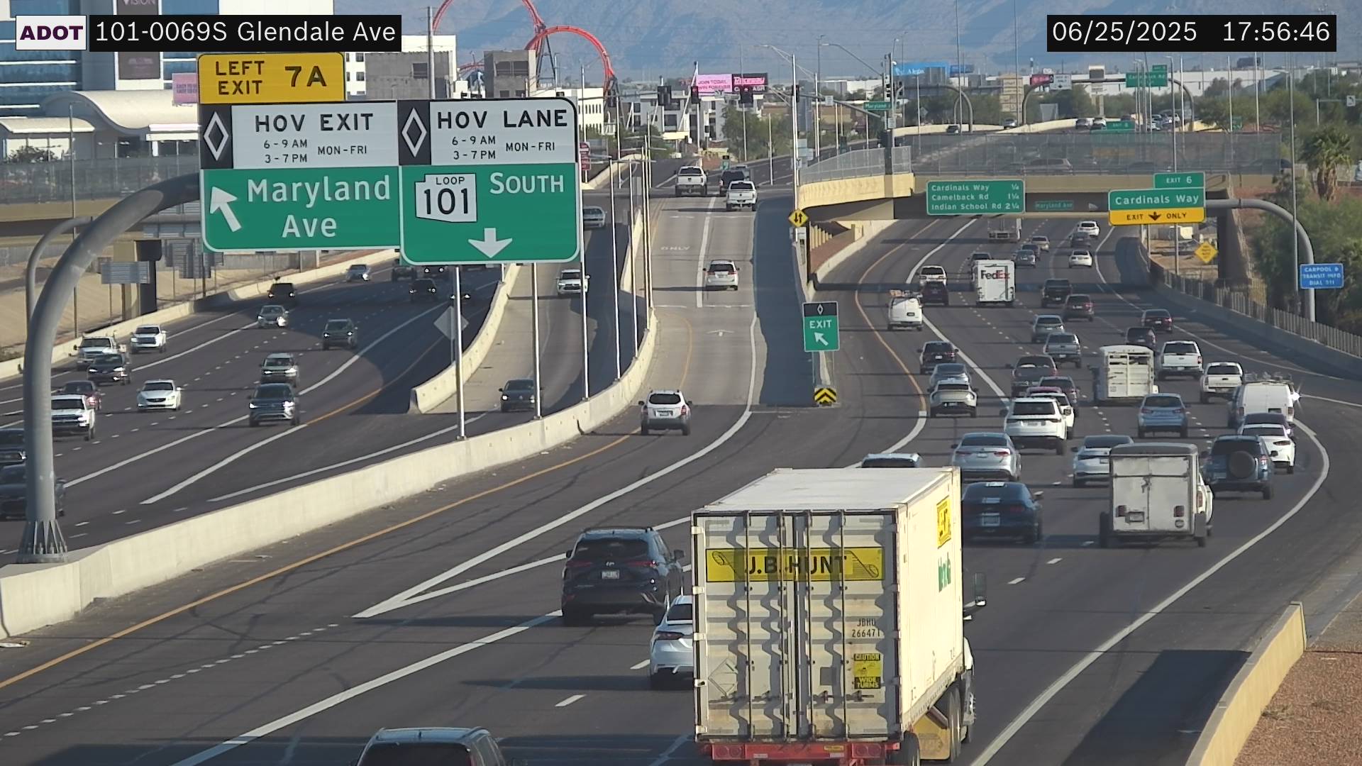 Traffic Cam L-101 SB 6.91 @Glendale -  Southbound