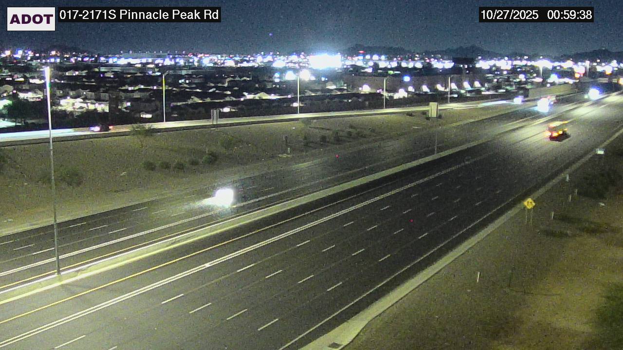 Traffic Cam I-17 SB 217.10 @Pinnacle Peak -  Southbound