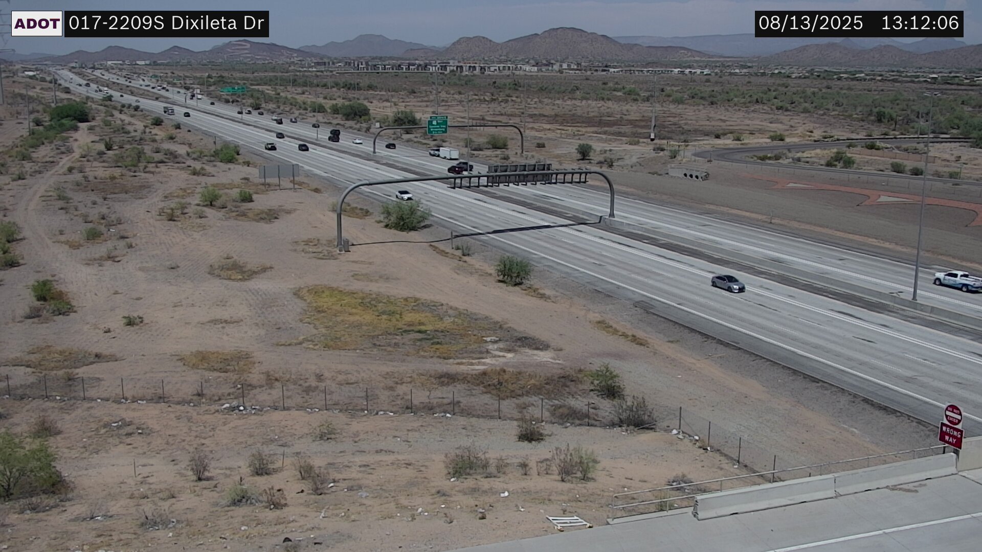 Traffic Cam I-17 SB 220.93 @Dixileta -  Southbound