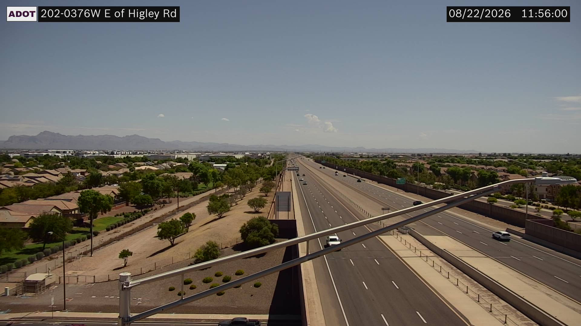 Traffic Cam L-202 WB 37.66 @E of Higley -  Westbound