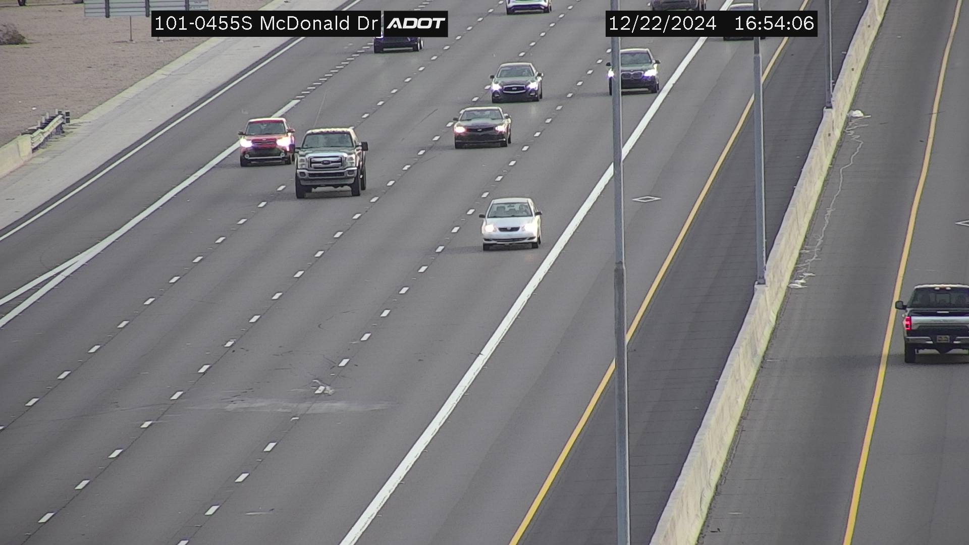 Traffic Cam L-101 SB 45.53 @McDonald Dr.